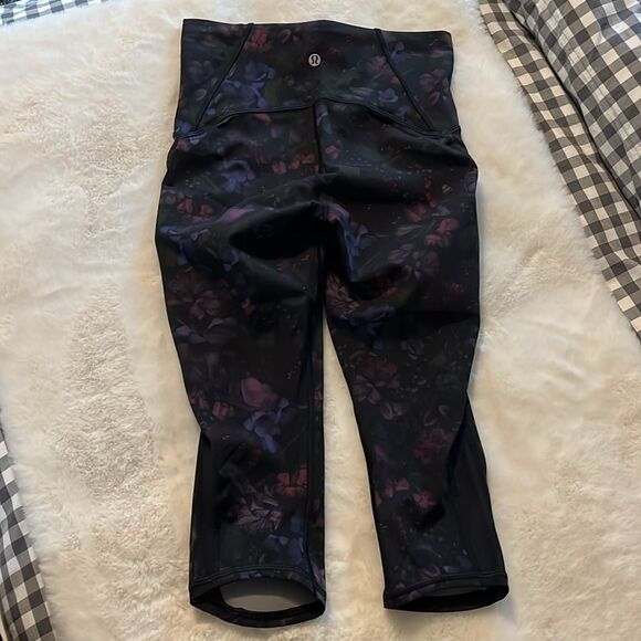 Lululemon Floral Print Wunder Under Crop Leggings Frozen Flourish Size 4 - Picture 10 of 15